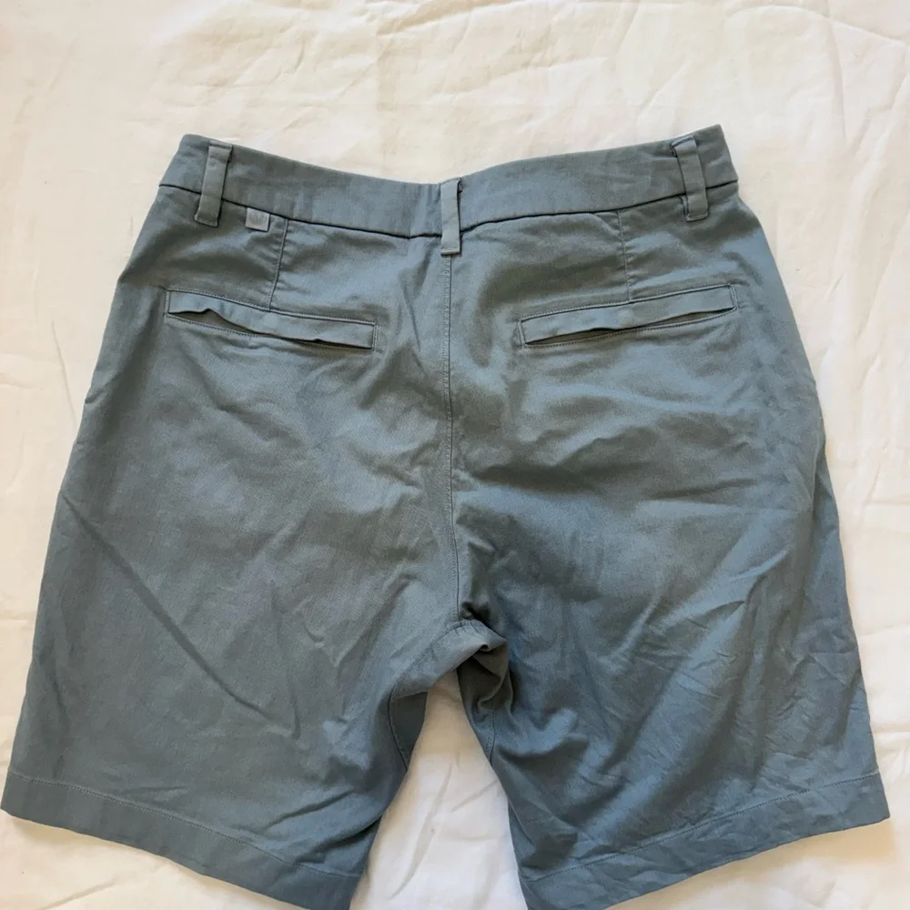 Lululemon ABC Classic Fit short 9 in stretch cotton versa twill size 31 - Picture 2 of 9
